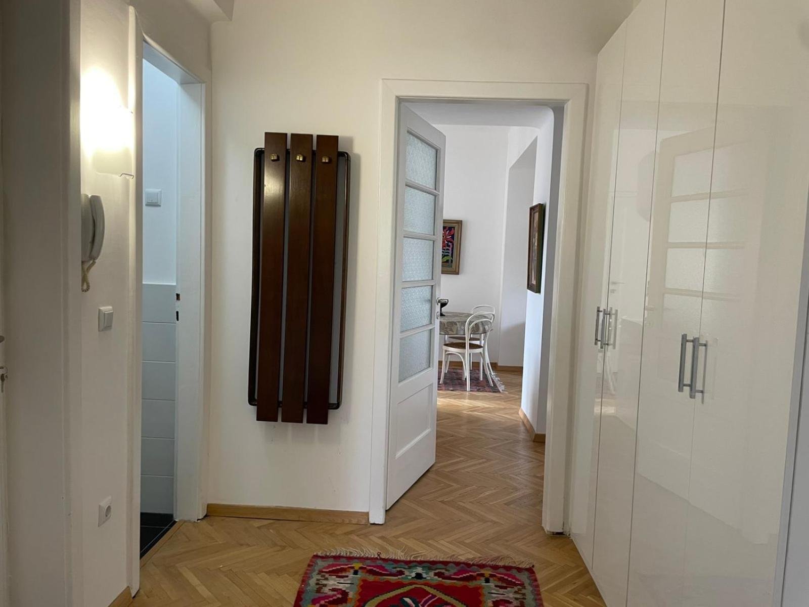 Luxury Mak Apartment
